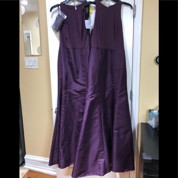 Trumpet Mermaid Gown - Picture 3 of 3